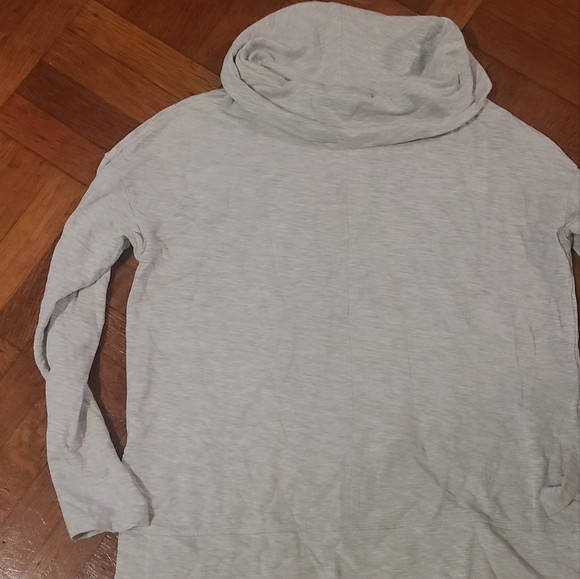 Banana Republic Tops - Banana Republic Turtle Neck/Cowl siE Medium New